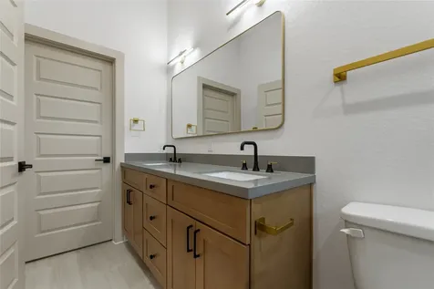 4214 Clover Street Houston TX 77051