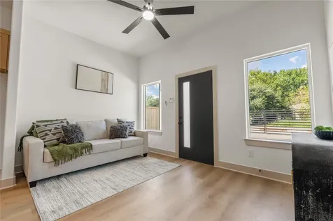 4214 Clover Street Houston TX 77051