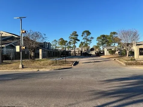 12245 Lemon Ridge Lane 122 Houston TX 77035