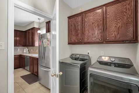 409 Mildred Street Cleveland TX 77328