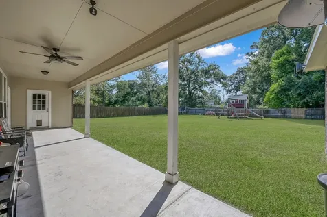 409 Mildred Street Cleveland TX 77328
