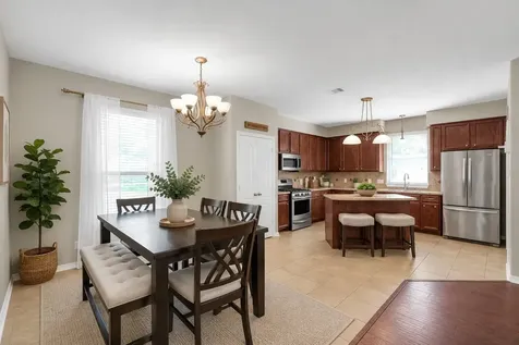 409 Mildred Street Cleveland TX 77328