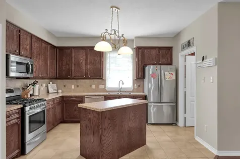 409 Mildred Street Cleveland TX 77328