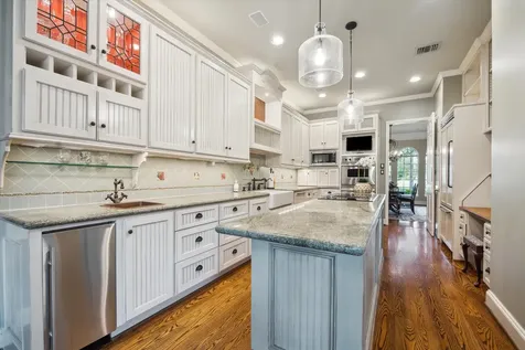 345 Knipp Road Bunker Hill Village TX 77024