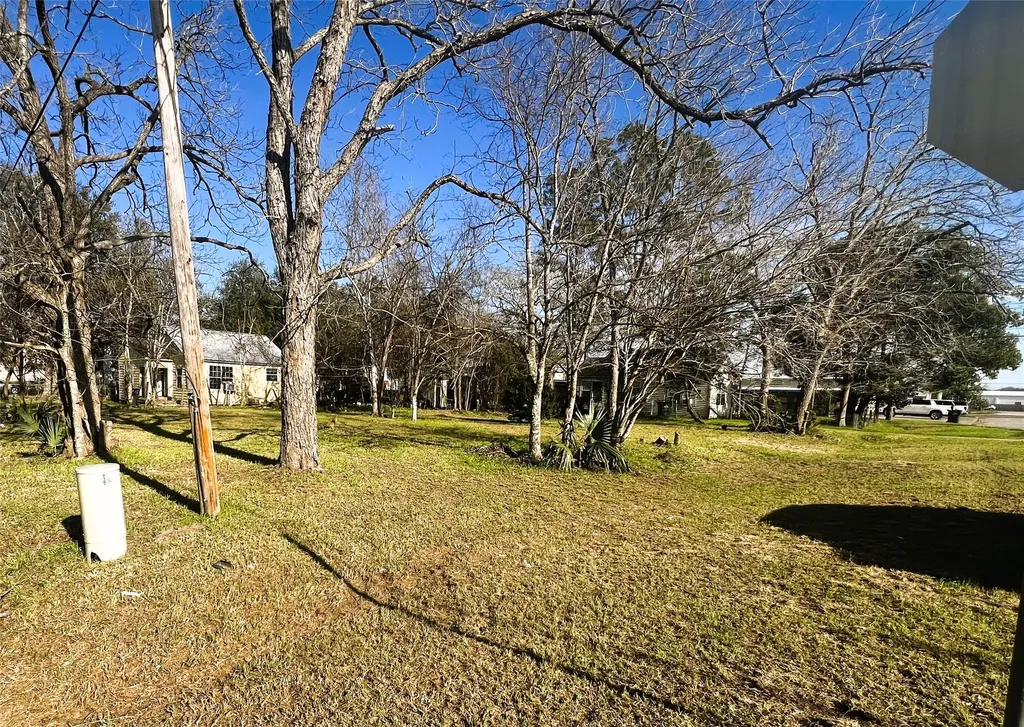 210 Shropshire Street El Campo TX 77437