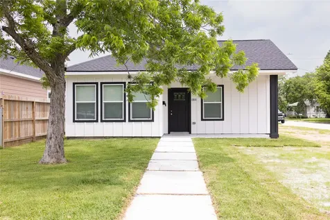 1300 Edison Avenue Baytown TX 77520