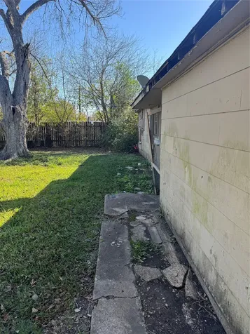 5325 Longmeadow Street Houston TX 77033