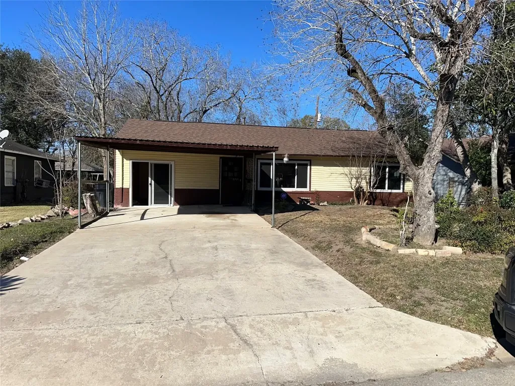 5715 Beldart Street Houston TX 77033