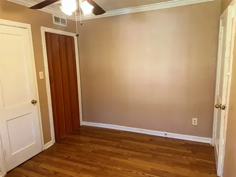 5715 Beldart Street Houston TX 77033