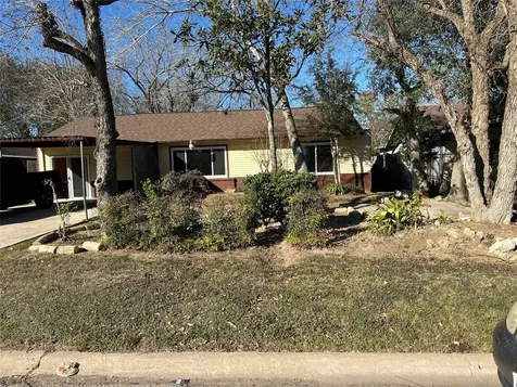 5715 Beldart Street Houston TX 77033