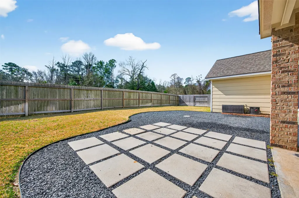 11131 Maidenfair Drive Tomball TX 77375