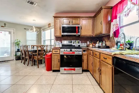 5531 Dapplewood Lane Katy TX 77449