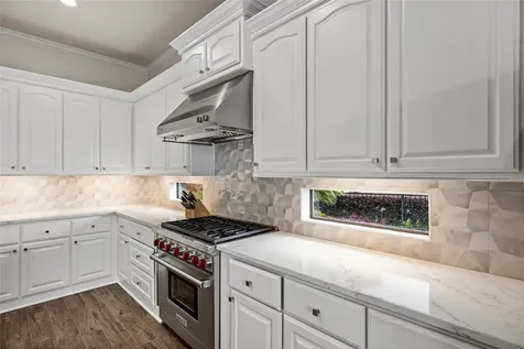 3038 S Island Drive Seabrook TX 77586