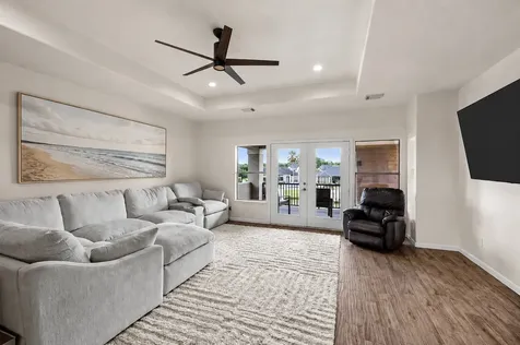 3038 S Island Drive Seabrook TX 77586