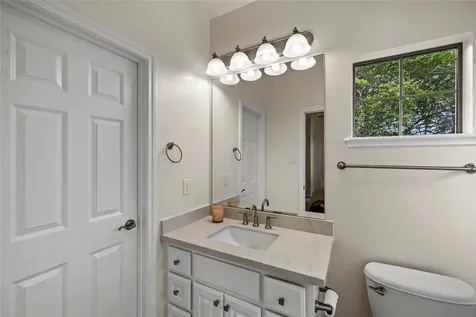 3038 S Island Drive Seabrook TX 77586