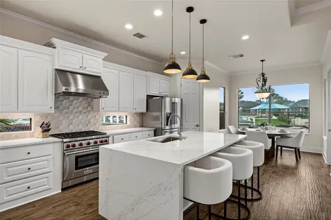 3038 S Island Drive Seabrook TX 77586