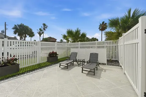 918 Short Reach Drive Tiki Island TX 77554
