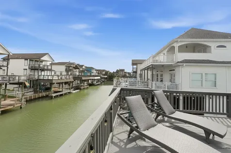 918 Short Reach Drive Tiki Island TX 77554
