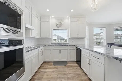 918 Short Reach Drive Tiki Island TX 77554