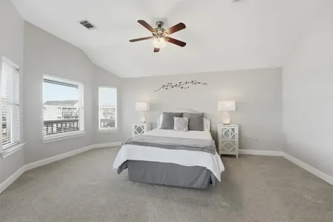 918 Short Reach Drive Tiki Island TX 77554