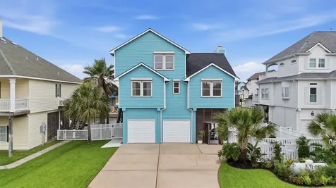 918 Short Reach Drive Tiki Island TX 77554