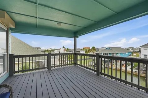 918 Short Reach Drive Tiki Island TX 77554