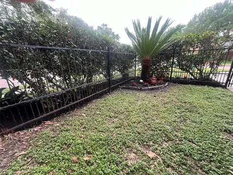 9602 Top Gallant Court Houston TX 77065