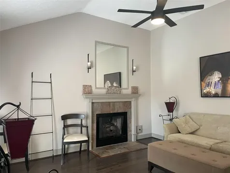 9602 Top Gallant Court Houston TX 77065