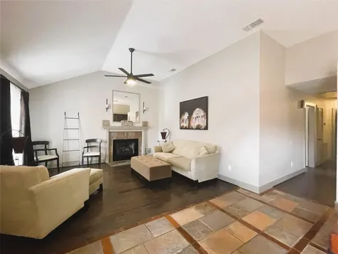 9602 Top Gallant Court Houston TX 77065
