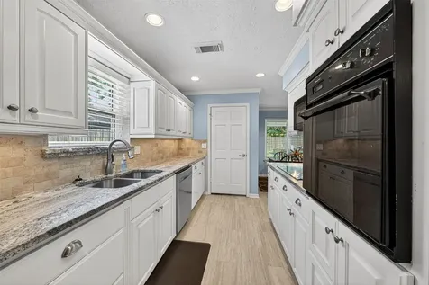 5618 Bough Court Houston TX 77092