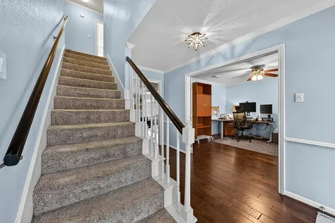 5618 Bough Court Houston TX 77092