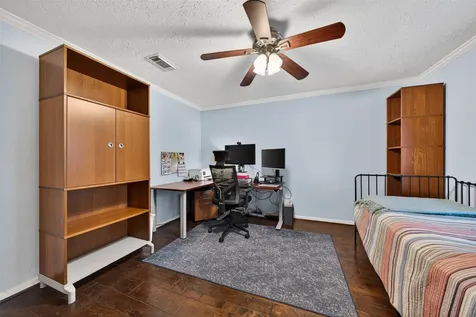 5618 Bough Court Houston TX 77092