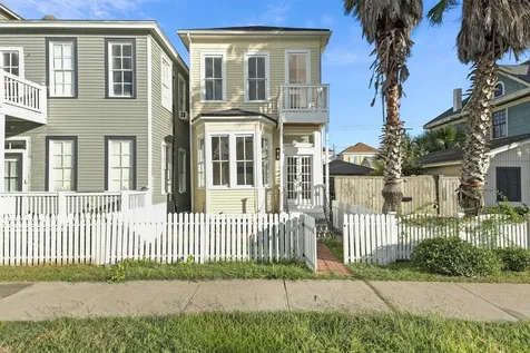 1607 Market Street Galveston TX 77550
