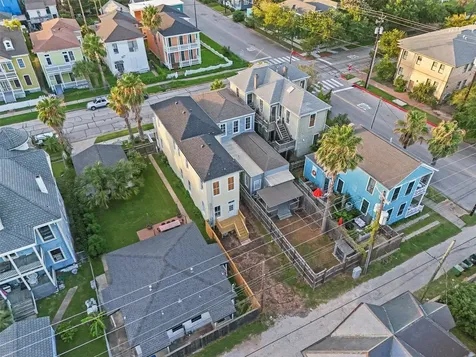 1607 Market Street Galveston TX 77550