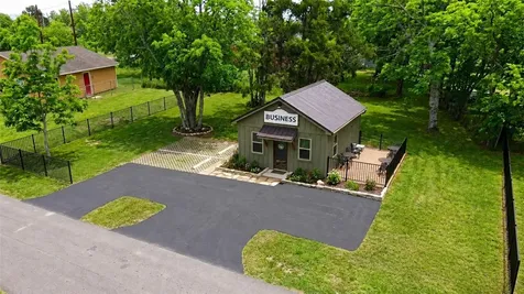 2805 Avenue C Bay City TX 77414