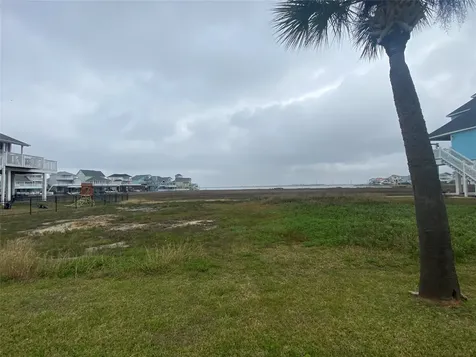 Lot 22 Tiki Drive Tiki Island TX 77554