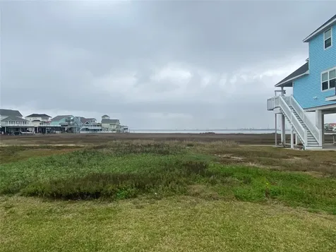 Lot 22 Tiki Drive Tiki Island TX 77554