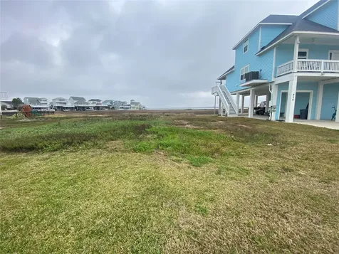 Lot 22 Tiki Drive Tiki Island TX 77554
