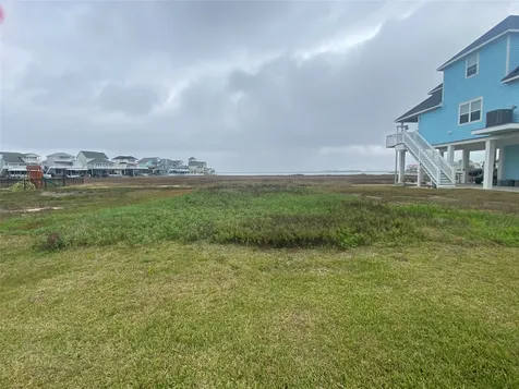 Lot 22 Tiki Drive Tiki Island TX 77554