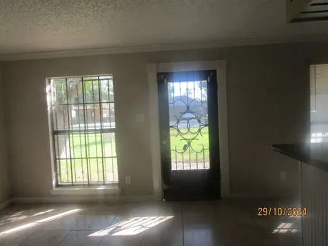 601 N 12th Street La Porte TX 77571