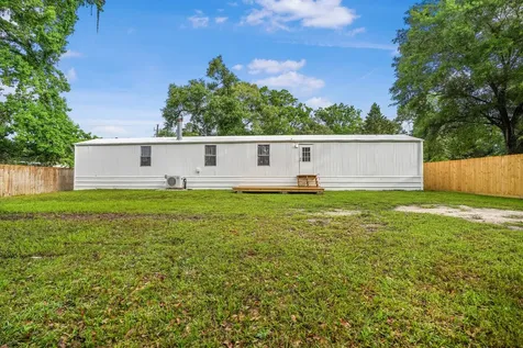 21950 Caney Drive New Caney TX 77357