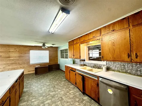 2691 Fm 1862 Blessing TX 77465