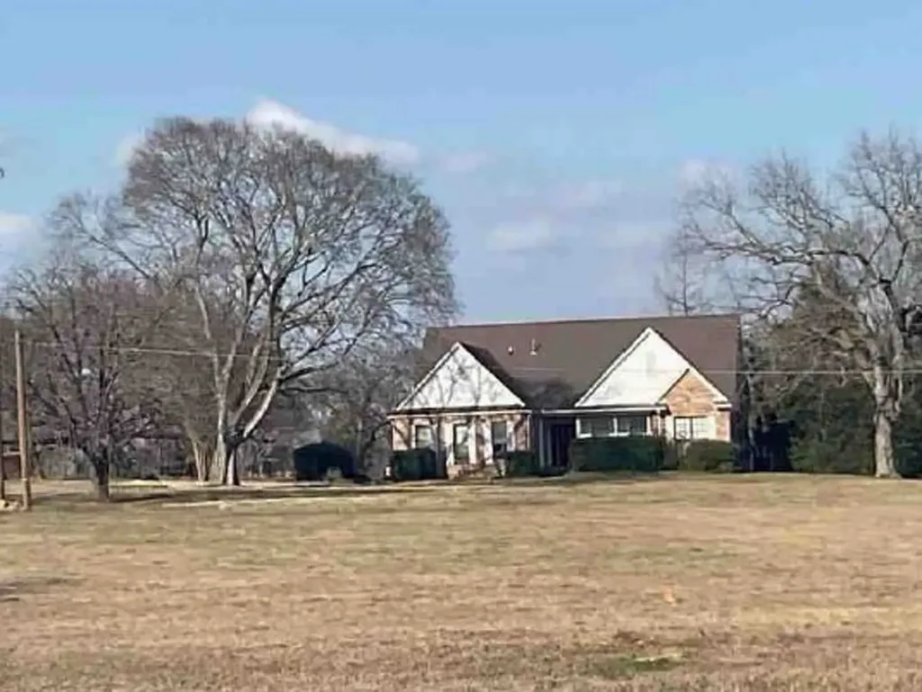11578 Us Highway 80 Fruitvale TX 75127