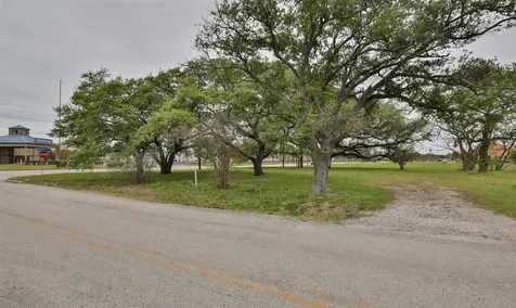 502 W Cedar Bayou Lynchburg Road Baytown TX 77521