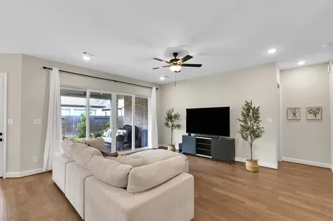 956 Terlingua Creek Drive Conroe TX 77304