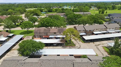 1508 S 8th Street La Porte TX 77571