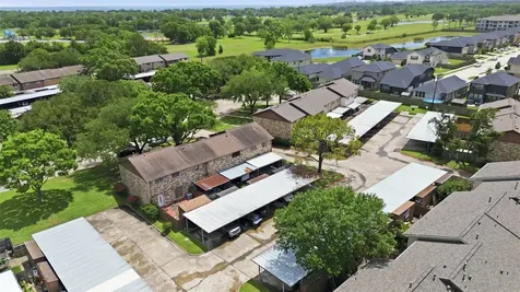 1508 S 8th Street La Porte TX 77571