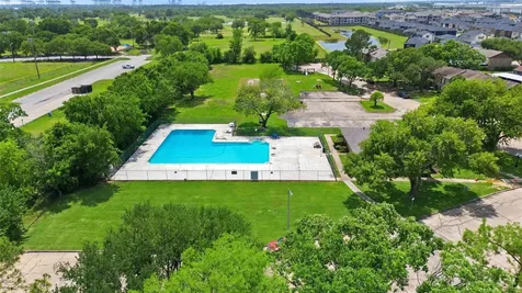1508 S 8th Street La Porte TX 77571