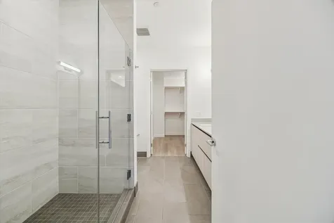 1 Riva Row 106 The Woodlands TX 77380