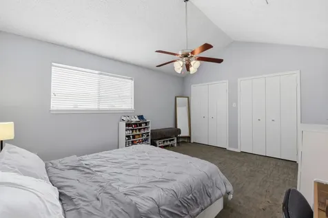 1011 Fountain View Drive Houston TX 77057